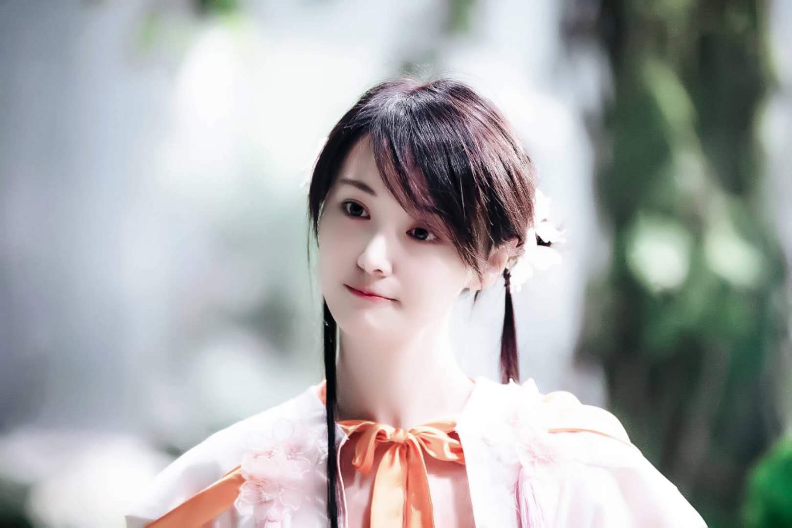 孑然