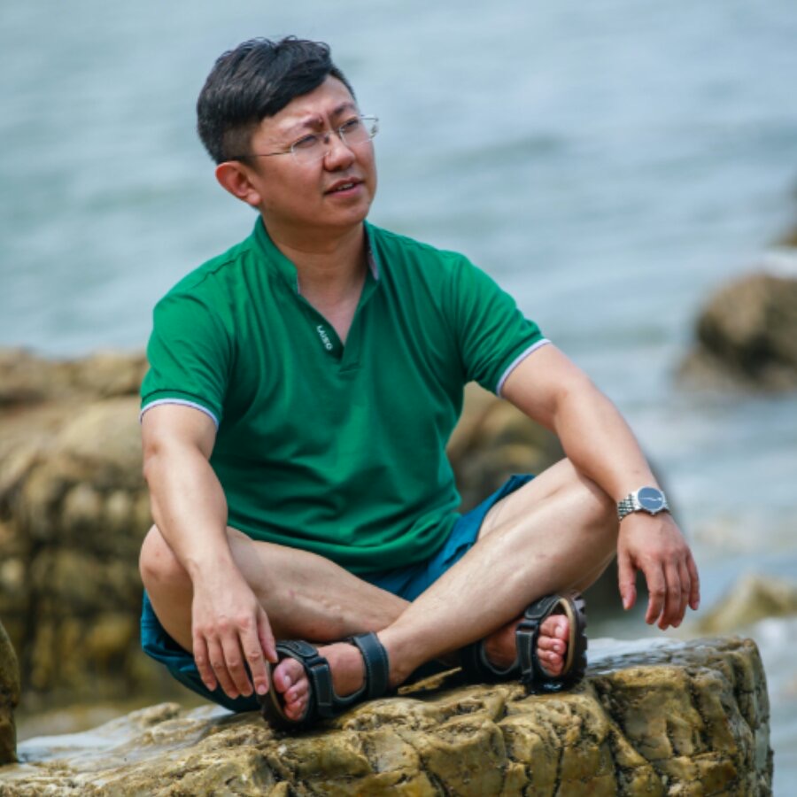 姚雷