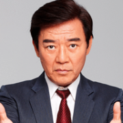 李立群