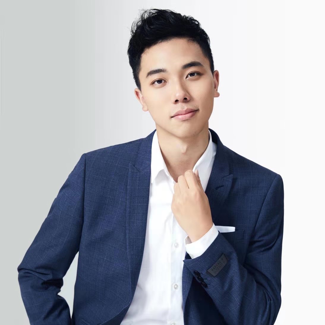 李卓霆